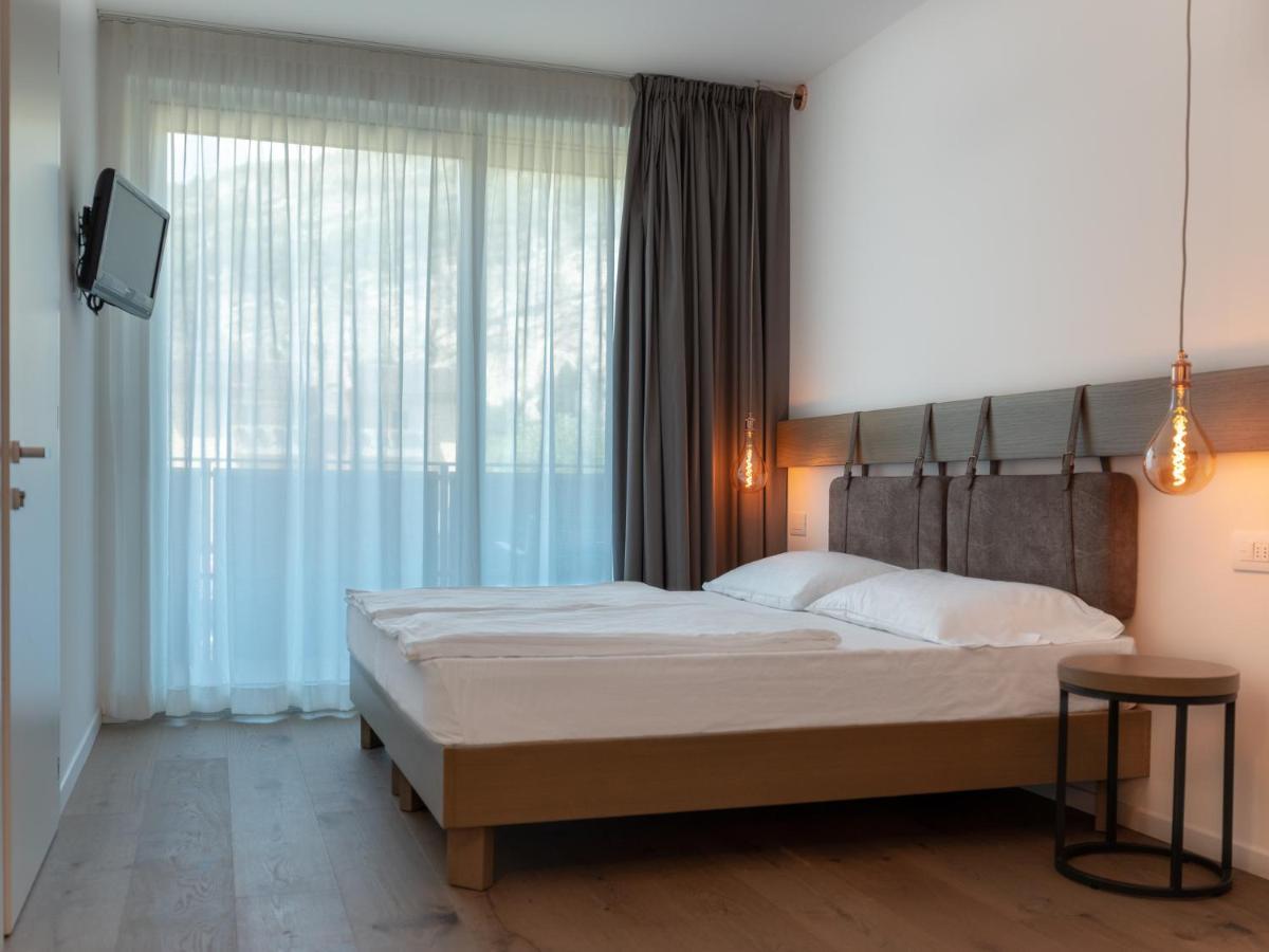 Glocal Torbole Hotel Torbole Sul Garda Exterior foto
