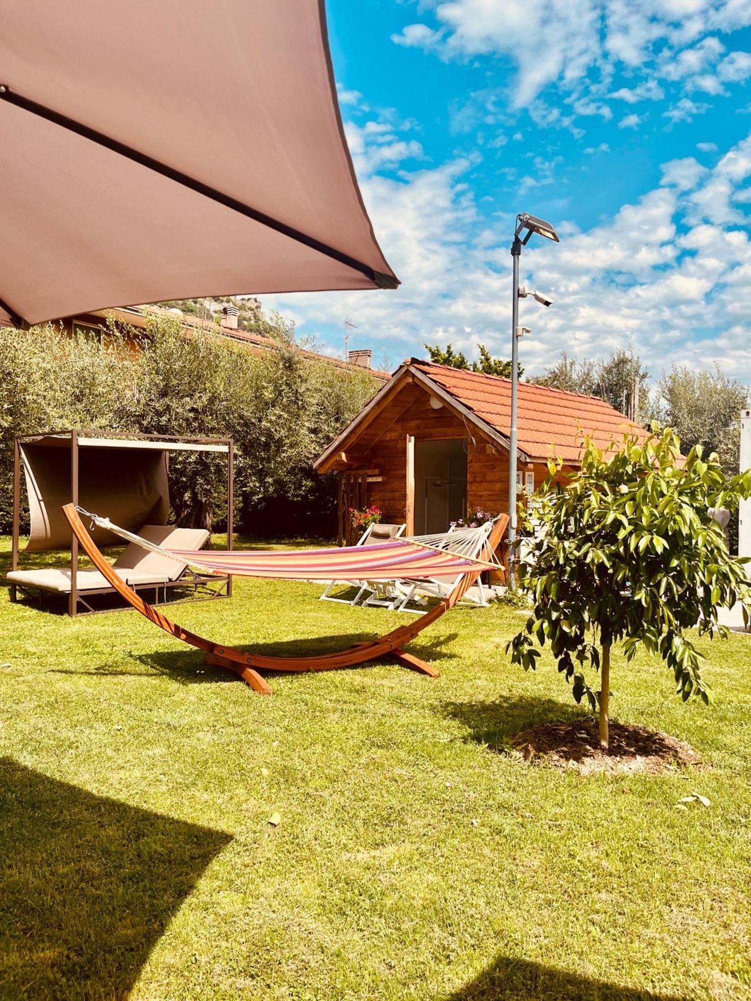 Glocal Torbole Hotel Torbole Sul Garda Exterior foto